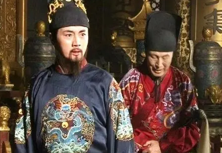 崇祯帝岳父周奎明富拒绝“捐银助饷”：坚守道义，以身作则