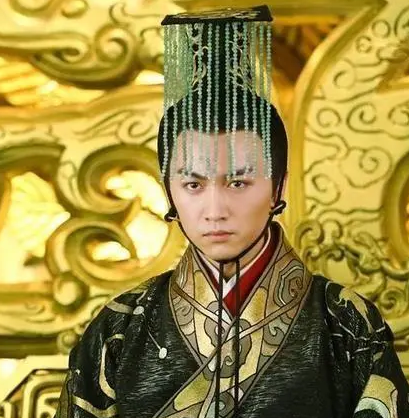 汉宣帝如何彻底打败匈奴？有几个方面的原因？