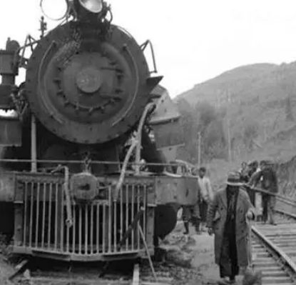 1898年4月14日，粤汉铁路借款合同的签订与影响