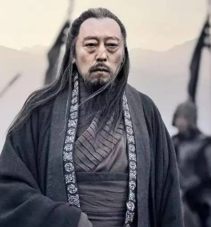 揭秘三国智囊团背后的家族传承——司马懿仲达的父亲是谁？