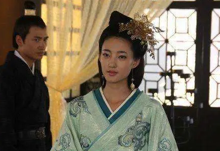 汉文帝的皇后与妃子：历史长河中的华美倩影