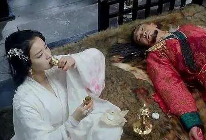 探秘古代人殉：用铁钉固定活生生的殉葬者