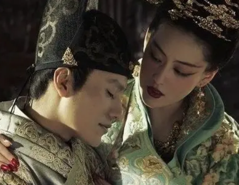 后宫秘事：太监与皇妃的不可言说的故事