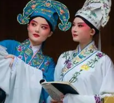 历代对梁祝的记载：一段跨越千年的爱情传说