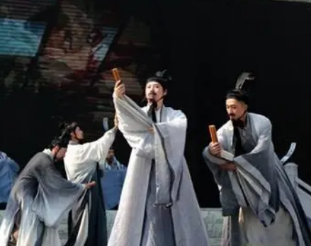 稷下学宫一共有几位祭酒？