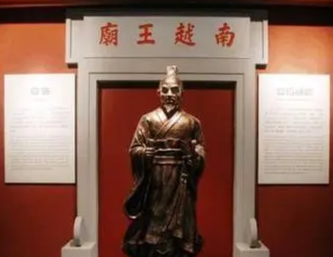 陆贾为什么两次出使南越？陆贾是谁？