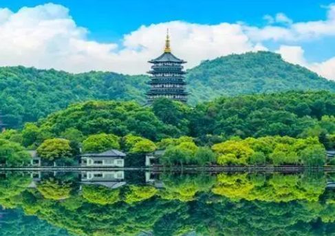 中国古代十大悲情戏剧是什么：情感的巅峰与人性的挑战