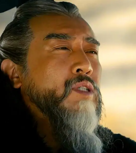 曹操为何要杀孔融、杨修、许攸、崔琰？揭秘历史背后的权力斗争