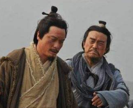 狐偃灌醉重耳：一幕历史剧中的智勇之举