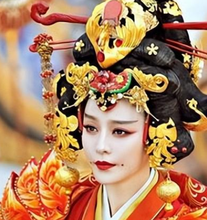 武则天时期天堂的高度：权力与信仰的交织