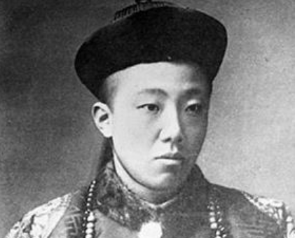 爱新觉罗·载涛：从皇室贵族到平凡老人的晚年生活