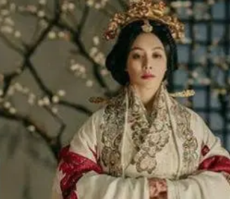 华阳太后和赵姬是什么人？她们谁先死的？