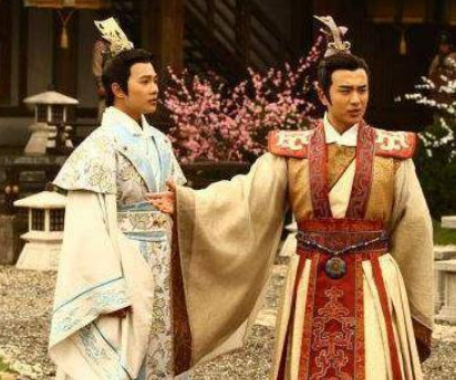 曹丕与曹植：兄弟情深还是政治考量？