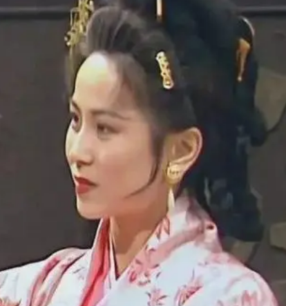 吴国太眼中的刘备，孙尚香婚姻背后的政治智慧