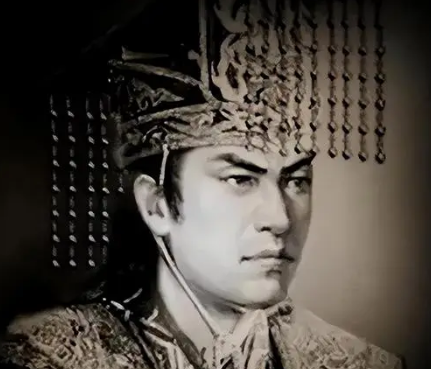 冯太后与孝文帝：血缘关系之探讨