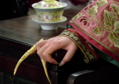 古代贵妃们戴指甲套的深层原因