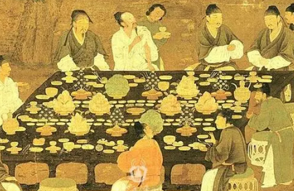 古代皇室与平民餐桌的差异：皇帝的伙食真的更丰盛吗?