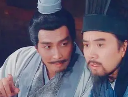 为什么诸葛恪会被自己的叔叔诸葛亮看不起？主要原因有哪些？