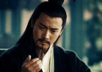 水镜先生司马徽：隐士的智慧与时代的选择