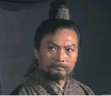 鲍信的抱负与选择：投靠曹操的背后原因