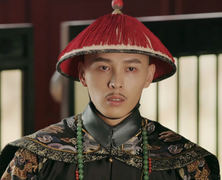 弘昼：装疯卖傻的自保之道