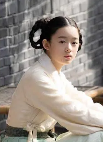 古代丫鬟的生活探秘：艰辛与希望并存