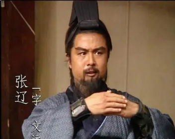 关羽和黄忠年龄有什么差距？如果是同样的年纪谁会更好?