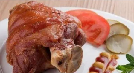 明朝禁食猪肉的背后：历史与宗教的交织