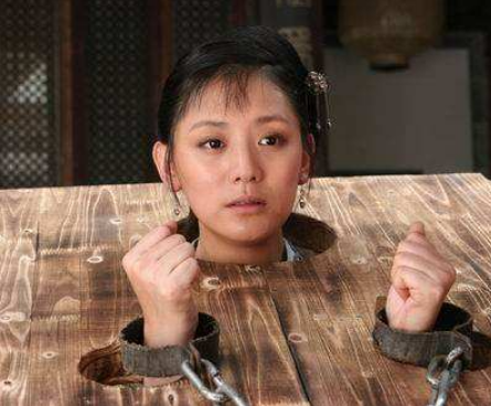 古代女子刑罚一丈红：历史的残酷与反思