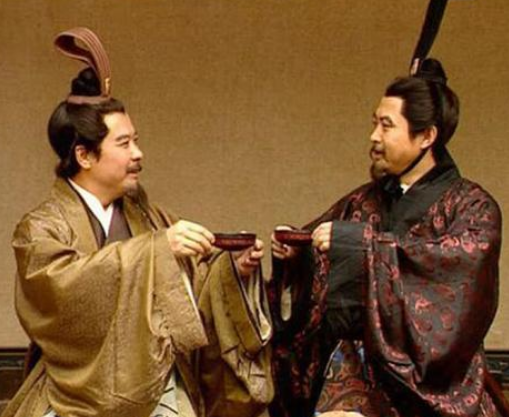 刘安杀妻款待刘备：三国时期的人性考验