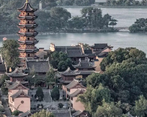 六朝古都的辉煌印记：南京的历史探秘