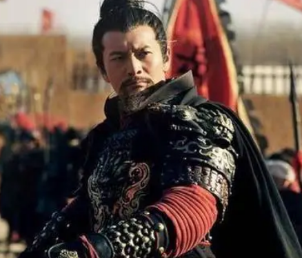 历史的镜子：忠心与悲剧的交织