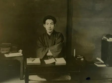 掘辰雄的未婚妻：揭示历史之谜