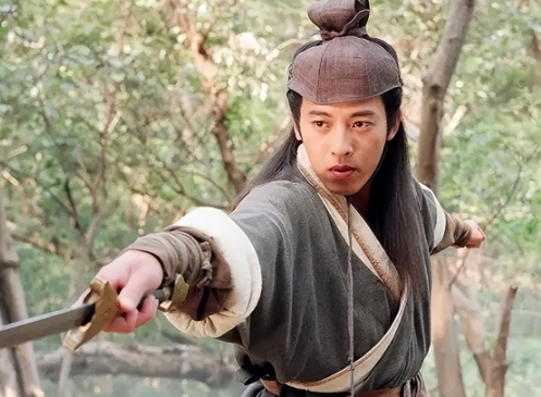 令狐冲：被逐师门背后的恩怨情仇