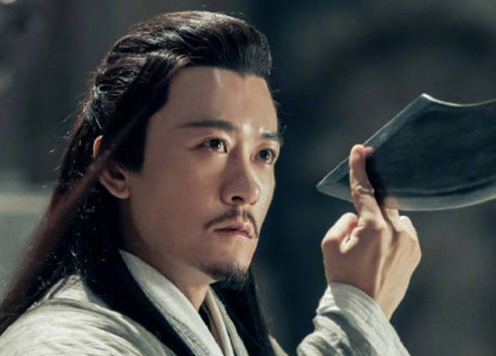 殷天正与杨逍：明教中的两位高手