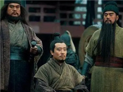 汉末英雄辈分辨析——刘虞与刘备的关系探讨