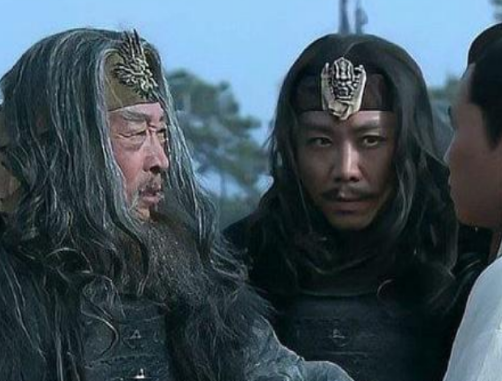 董卓与马腾：西凉霸主之争