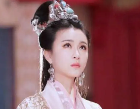 探寻历史真相：嬴阴嫚是否真有其人