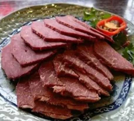 古代社会中的牛肉消费：历史真相与文化意义