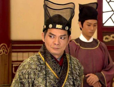 东汉末年的阴影：宦官专权与朝政腐败