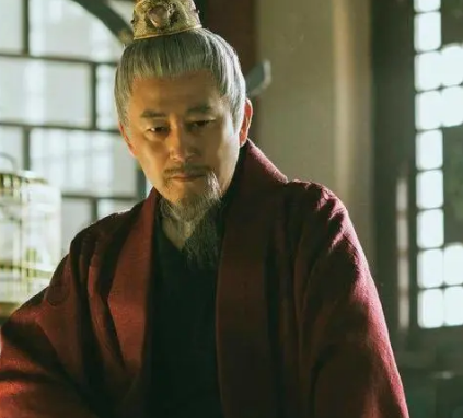 古代权臣的官职特征与权力运作