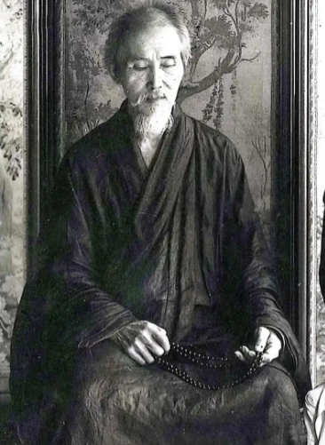 虚云老和尚出生时是否为肉球？探秘传奇身世