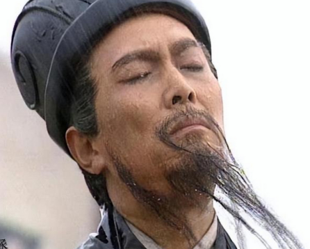 诸葛亮为何事事亲力亲为？揭秘其背后的原因