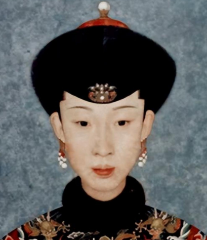 乾隆与令妃合葬之谜：权力、情感与礼制的交织