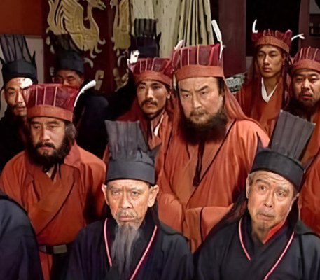 三省权力制衡中的核心：皇权统摄下的行政分工