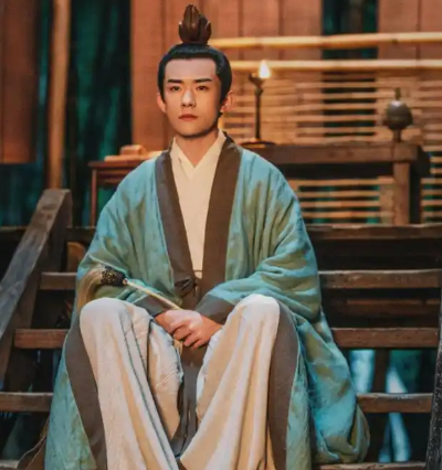 白衣宰相李泌：乱世中的智谋传奇