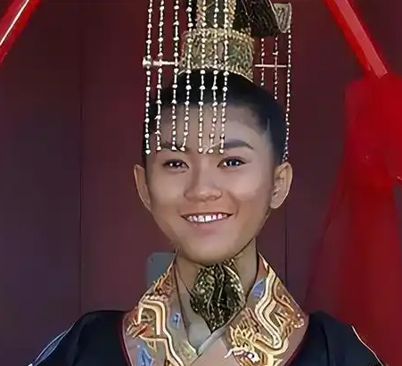 韩林儿是张无忌的原型吗？——历史与虚构的交织