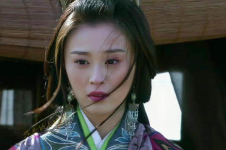 红颜未老恩先断：大乔的命运与三国乱世的女性悲歌