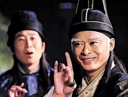 从“割蛋”到“全切”：太监阉割术的千年演变与人性代价