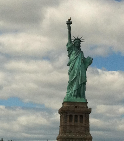 新自由主义的本质：国际垄断资本的理论武器与全球扩张工具